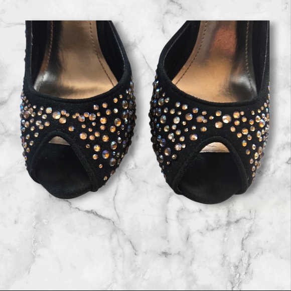 Steve Madden Lannaa Suede Heels With Rhinestones And Peek A Boo Toe Size 6 5 - Picture 7 of 7